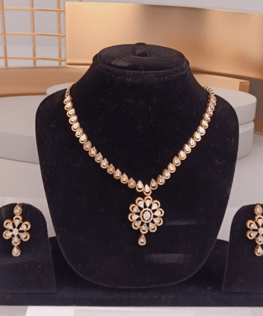 Imperial Look Diamond Necklace